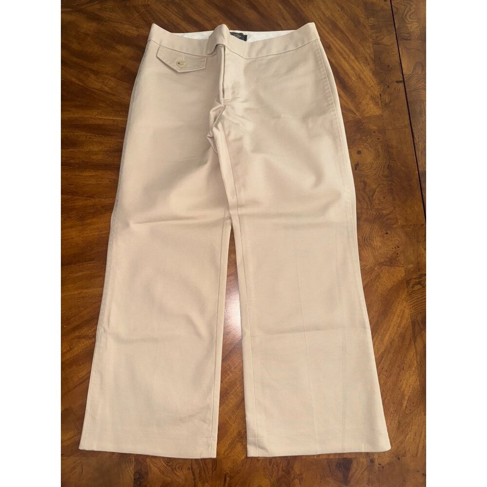 EUC! Banana Republic Stretch Cream Khaki Beige Capris - Size 4